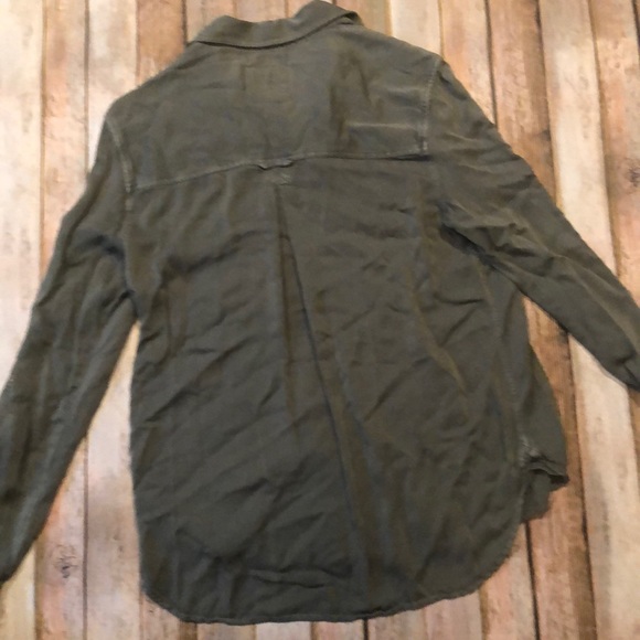 American Eagle Button Down - Picture 7 of 7